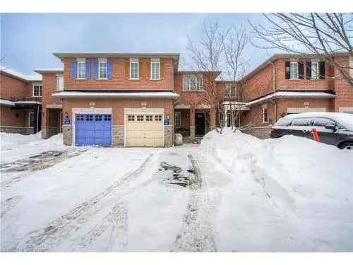 3-Bedroom Townhome in West Oak Trails Oakville