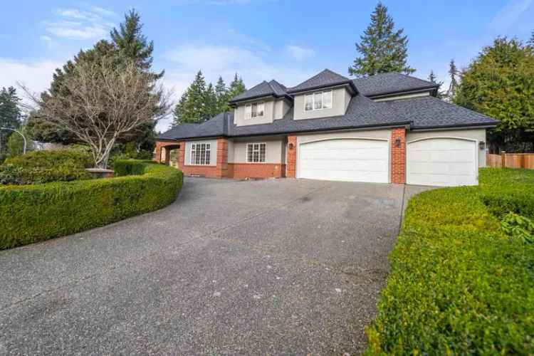 Buy house in Bridlewood featuring 5 bedrooms, outdoor pool and garage