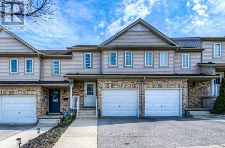 House For Sale in 218, Red Clover Court, Kitchener, Ontario