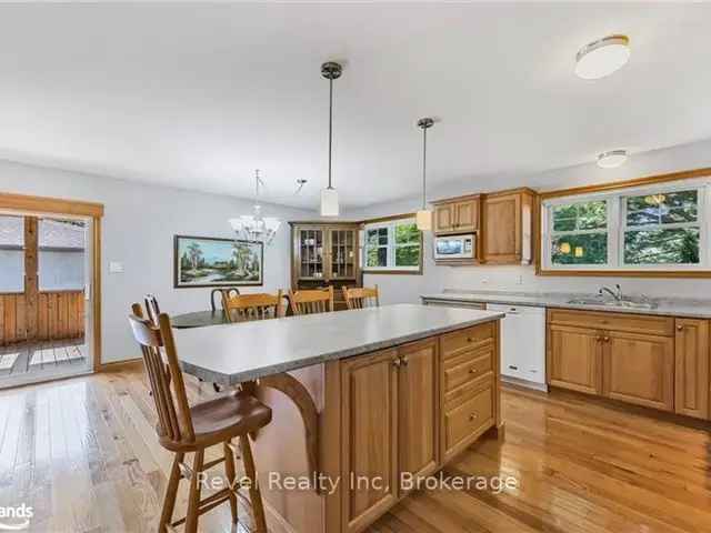 House For Sale in Smiths Falls, Ontario