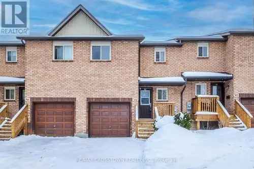 For Sale Townhouse in Barrie with Pool and Gym Amenities