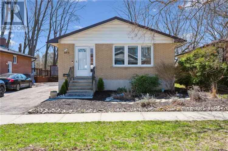 3 2 Bedroom House with Legal Accessory Apartment in Waterloo