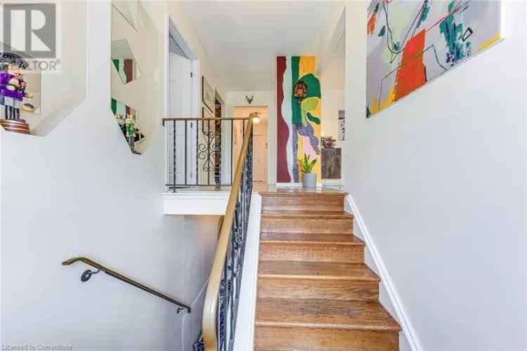 2000 Sq Ft Raised Bungalow 4 3 Beds 2 Baths 2 Kitchens Investment Opportunity
