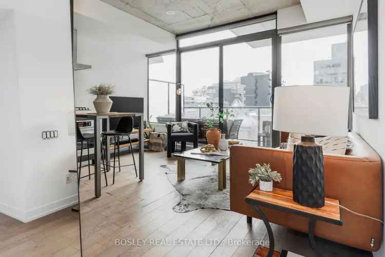 King West Luxury 1-Bedroom Loft with Rooftop Infinity Pool