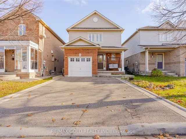 3-Bedroom 3-Bathroom Detached Home With Great Curb Appeal