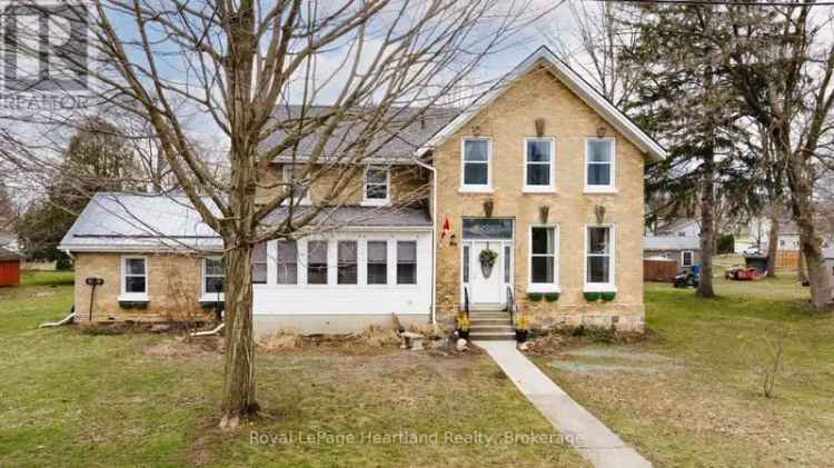 Family Home 4 Bedrooms Large Lot Updated Bathroom Pool Clinton