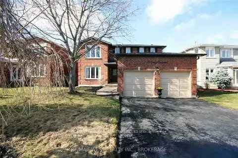 Rare 4+1 Bedroom Home in Newmarket - Family Friendly Crescent