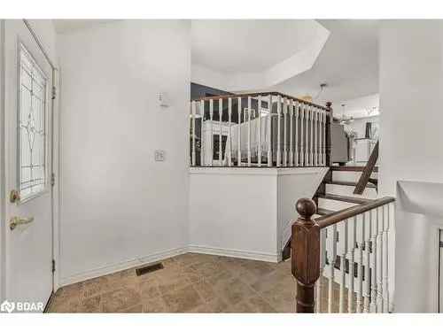 House For Sale In Barrie, Ontario