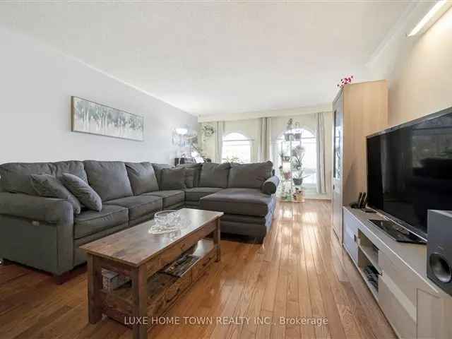 Spacious 5-Level Back-Split Semi-Detached Home in Prime Location