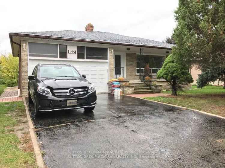 House For Sale in Vaughan, Ontario