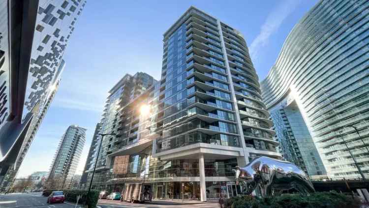 1 Bed + Den Downtown Vancouver Condo - New Paint  SS Appliances