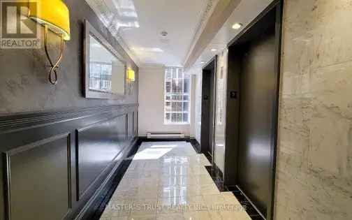 Luxury 1-Bedroom Condo 92m² Toronto Theatre District