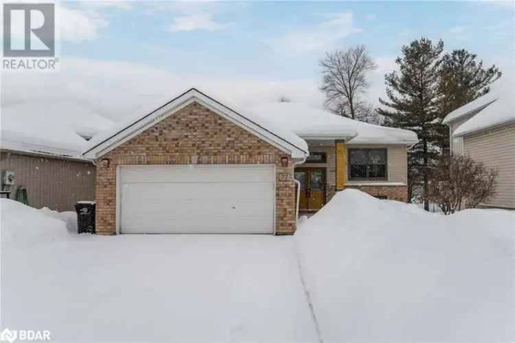 Angus Raised Bungalow - 3 Beds 3 Baths - Updated and Move-In Ready