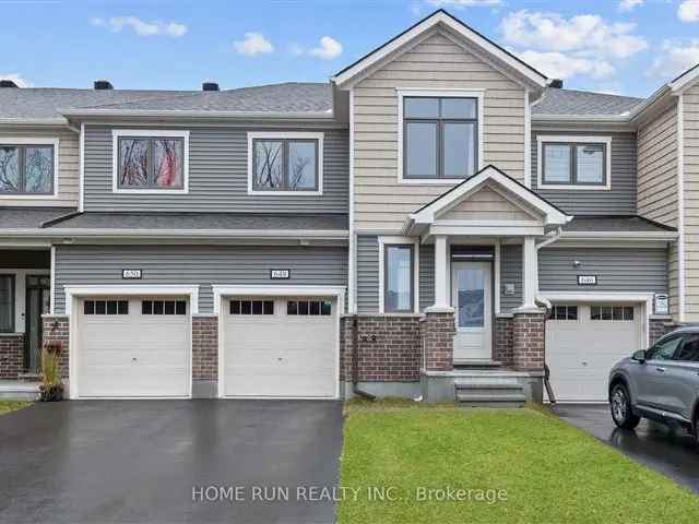 Elegant 3-Bedroom Mattamy Townhome in Half Moon Bay