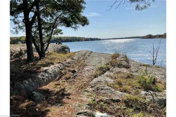 House For Sale in 5, Narrows Lane Road, Leeds and the Thousand Islands, Ontario