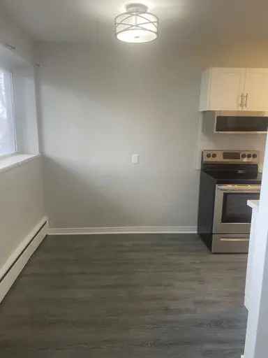 Apartment For Rent in 21, Balmoral Avenue South, Hamilton, Ontario