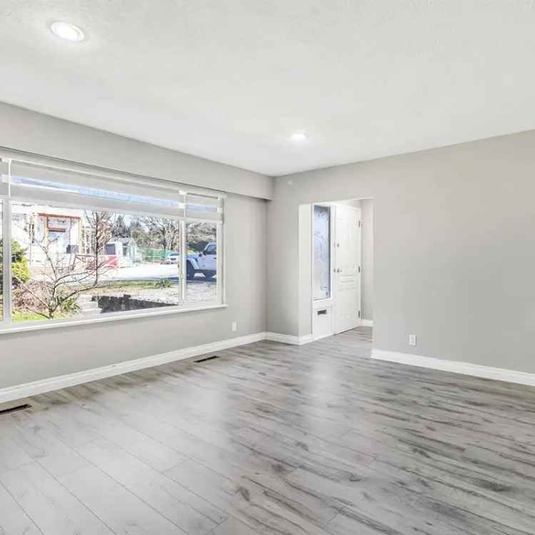 5 Bedroom House for Sale near Schools and Amenities
