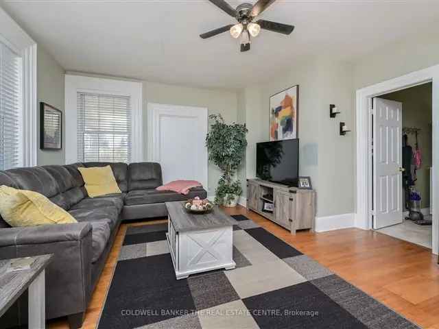 Charming 5-Bedroom Home in Thornton Village Spacious Lot