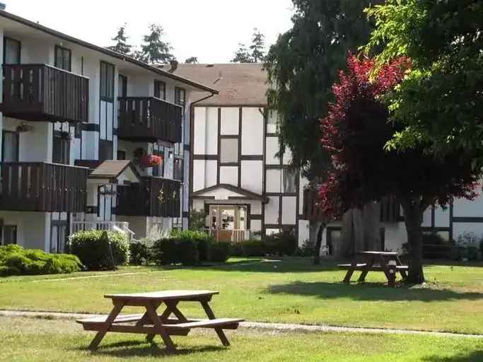 Spacious Parksville Apartments with Mountain Views Near Beach