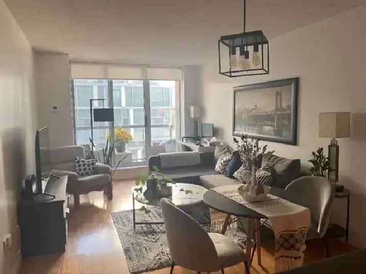 Downtown Condo (620 sqft.) for RENT - $2,000 (Locker included)