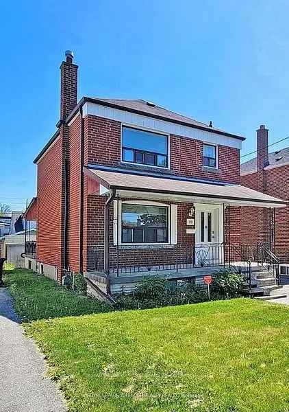 House For Sale in Cobourg, Ontario