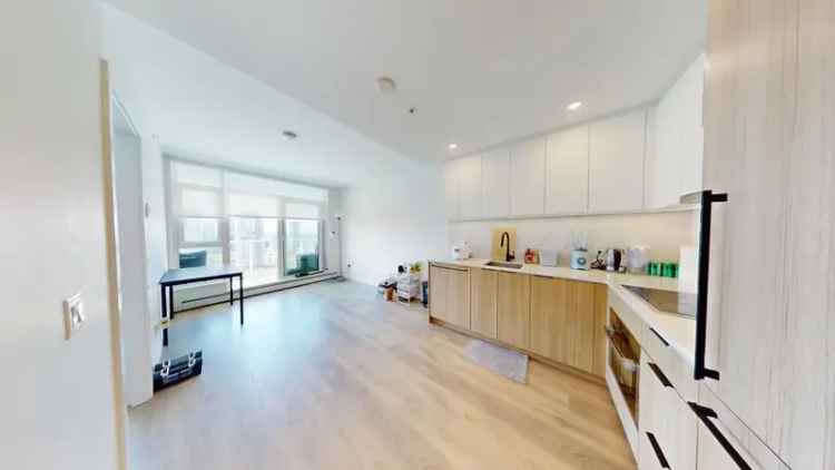 Whalley Condo for Sale Surrey BC R2997540