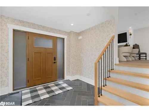 House For Sale In Barrie, Ontario