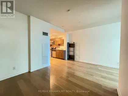 1 room apartment of 366 m² in Toronto