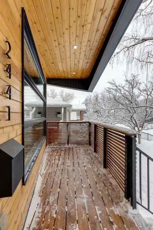 Duplex For Rent in Calgary, Alberta