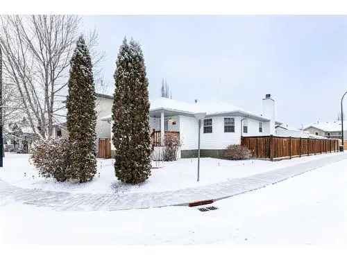 House For Sale In Lonsdale, Red Deer, Alberta