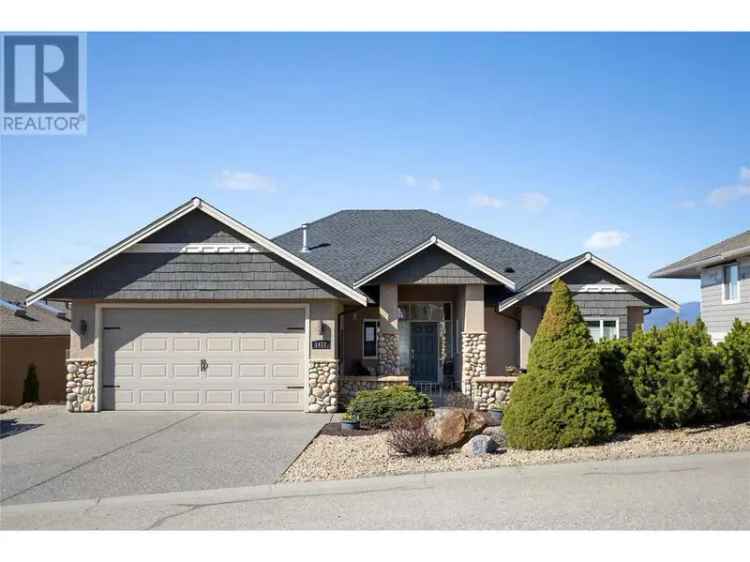Stunning 4-Bed Home with Panoramic Lake Views