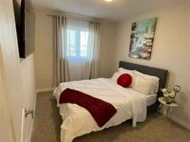 Fully Furnished Townhome Near The Falls - Lease Available