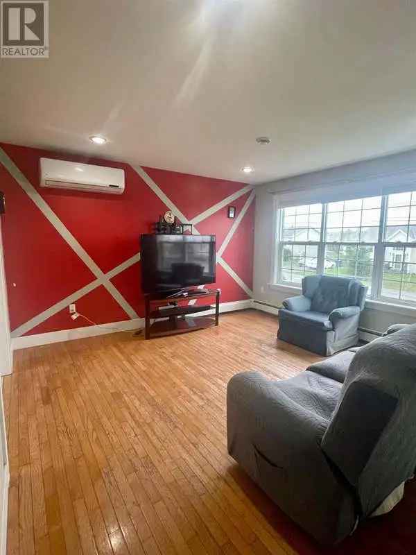 Well Maintained Split Entry Home in Charlottetown
