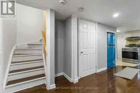 2 Bedroom Apartment 47m² Mississauga Cozy Lower Prime Location