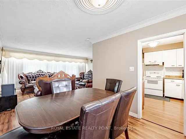 Beautiful Five Level Side Split in Centennial - Family Home