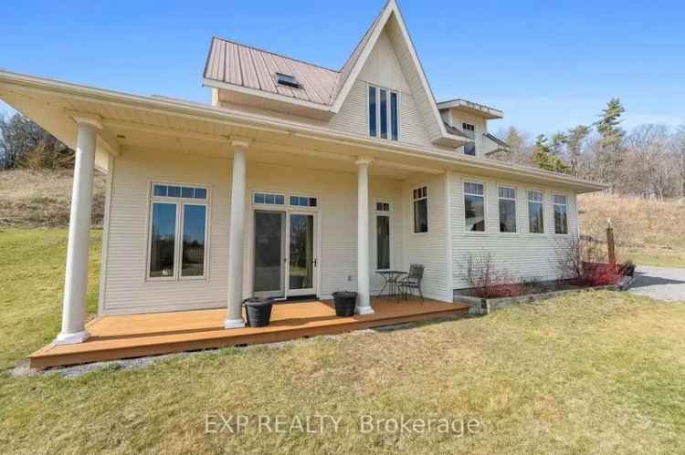 Modern Farm Home near Grafton and Cobourg