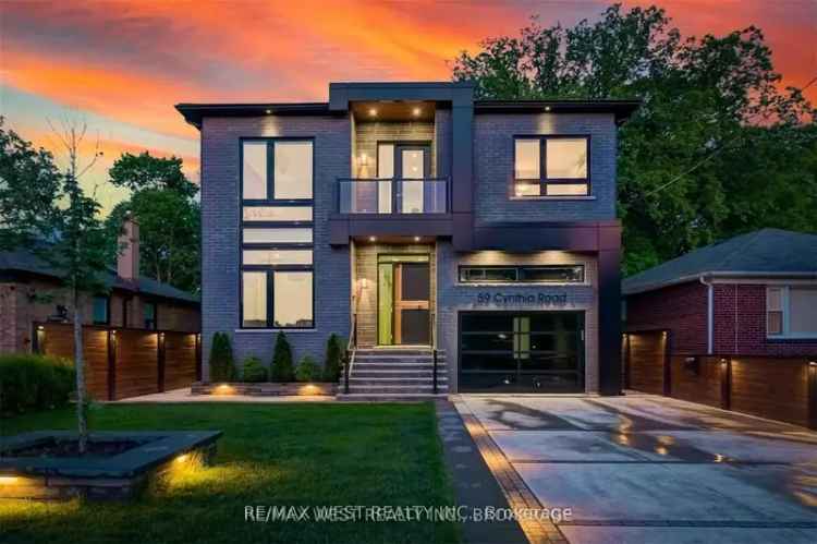 House For Sale in Toronto, Ontario