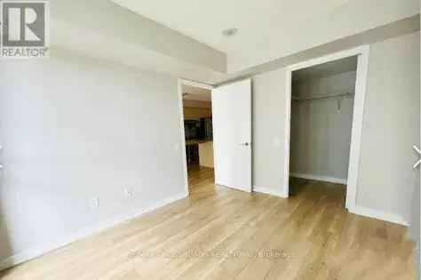 1 room apartment of 473 m² in Toronto