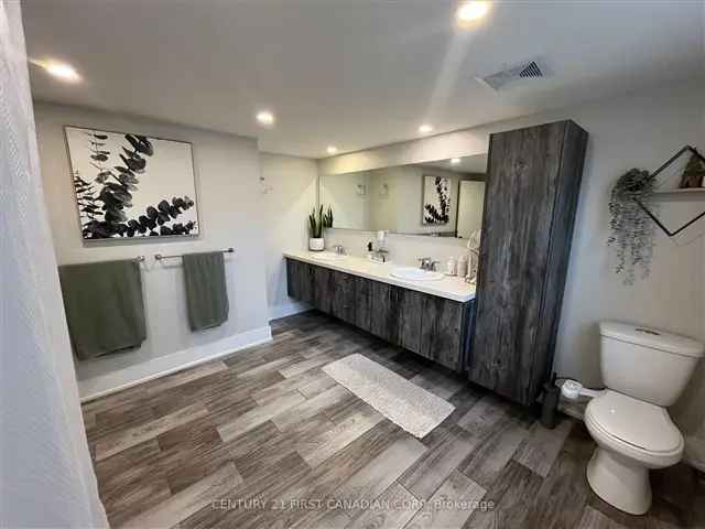 House For Sale in London, Ontario