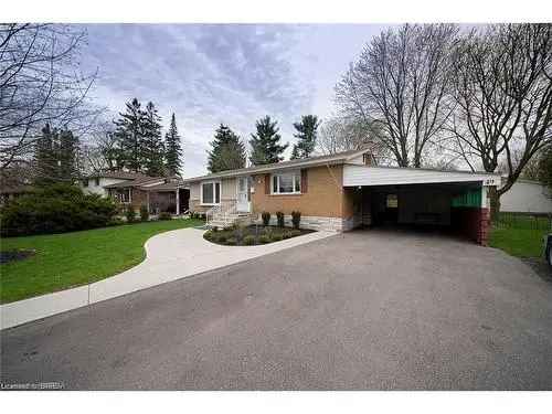 Updated Legal Duplex in Brantford's Brierpark