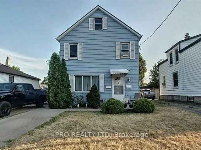 Duplex For Sale in Cambridge, Ontario