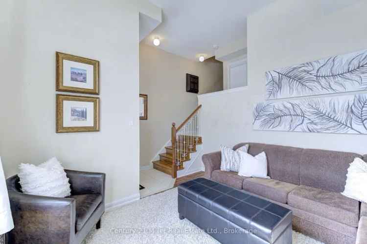 2+1 Bedroom Townhome Near Cooksville GO - Updated & Move-In Ready