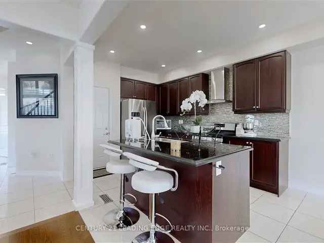 House For Sale in Vaughan, Ontario