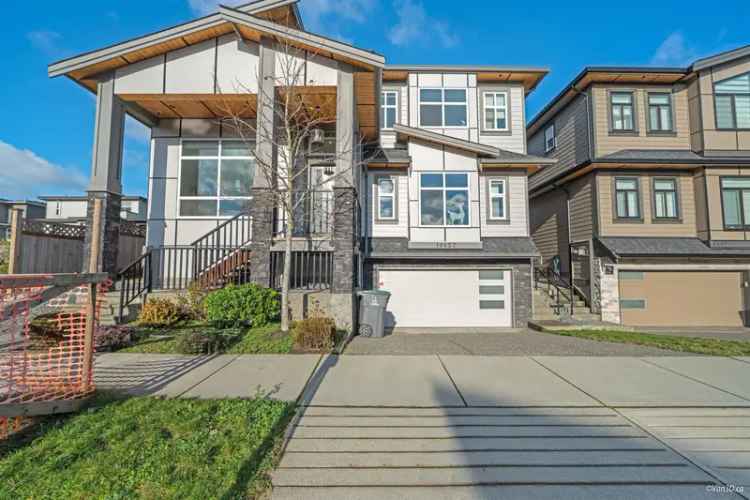 7-Bedroom Luxury Home in South Surrey White Rock