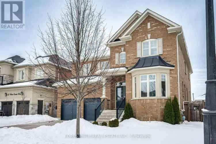 Luxury 4-Bedroom Home in Nobleton King Country Estates