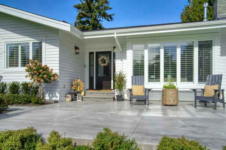 A $2,740,000.00 House/Single Family with 3 bedrooms in English Bluff, Tsawwassen