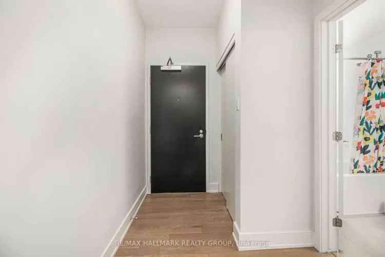 Rent 2 Bed 2 Bath Condo in Westboro Village with Modern Amenities