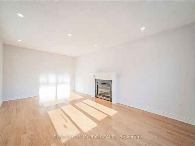 House For Sale in Markham, Ontario