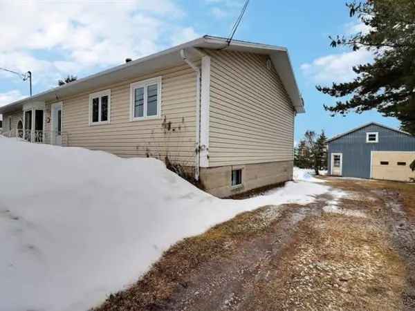 Bungalow for Sale Near Amenities 3 Bedrooms Large Lot