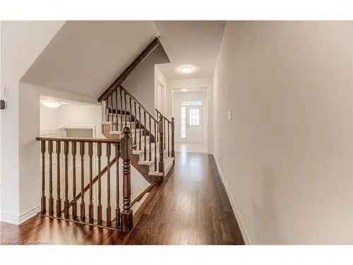 House For Sale In Briardean, Cambridge, Ontario